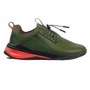 NEW CLOVE Limited Edition Juniper
Berry Green Nursing Shoes